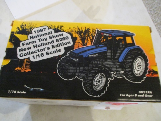 TOY 1997 FARMER EDITION NH 8260