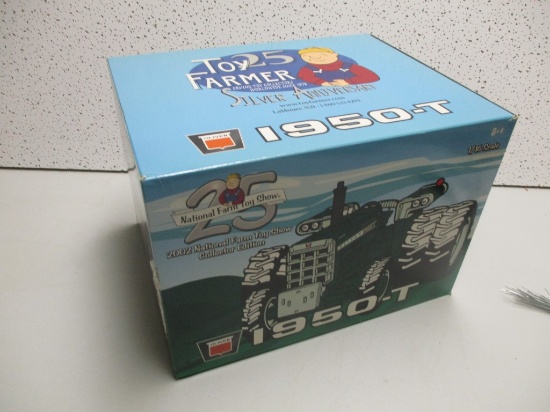 2002 OLIVER 1950 SHOW TRACTOR (NIB)