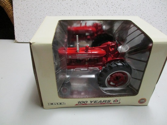FARMALL M 1,000,000TH TRACTOR (NIB)