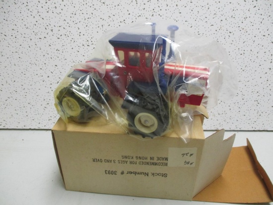 STEIGER PANTHER RED/WHITE/BLUE, 1/32 SCALE (NIB)