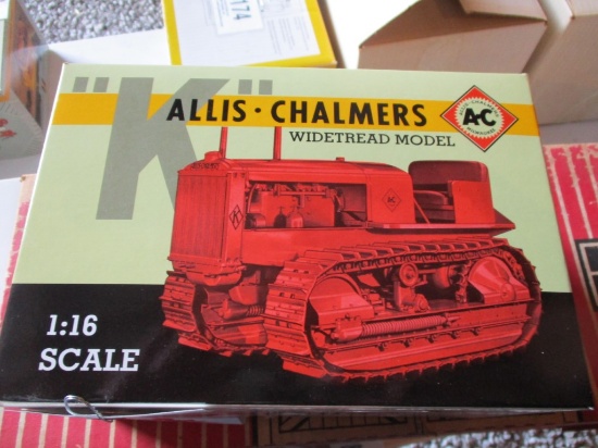 AC M CRAWLER TOY TRUCK AND CONSTRUCTION SHOW (NIB)