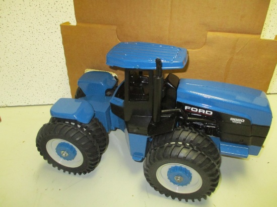 FORD 9880 VERSATILE 4X4 1/16 SCALE (NIB)