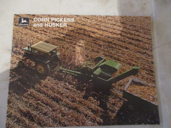 86475- 1971 JD CORN PICKERS AND HUSKER #300 HUSKER AND 237 PICKER