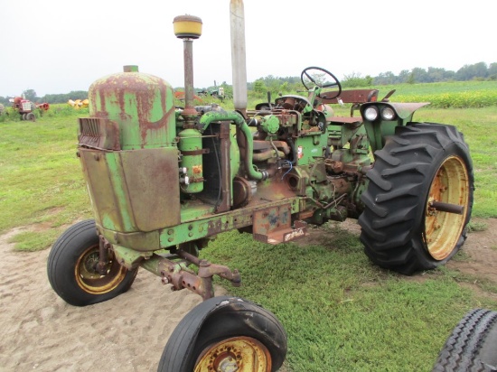 10429-JOHN DEERE 3020 LP