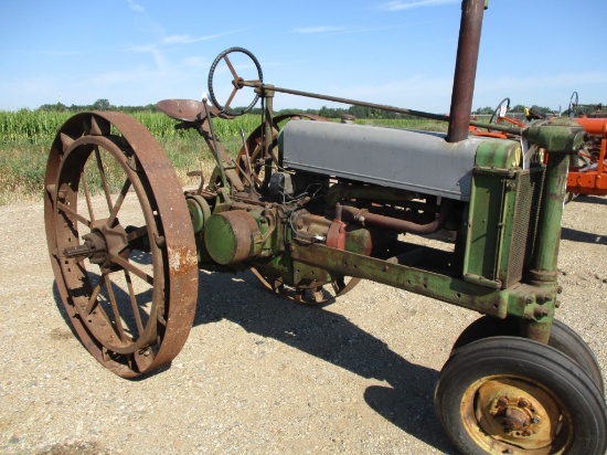 6490-JOHN DEERE B UNSTYLED