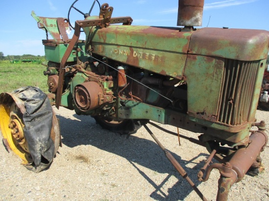 6840-JOHN DEERE 730