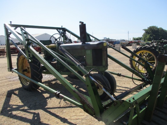 7177-JOHN DEERE 530 w/RAKE