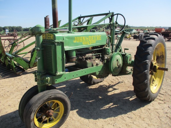 7210-JOHN DEERE B UNSTYLED