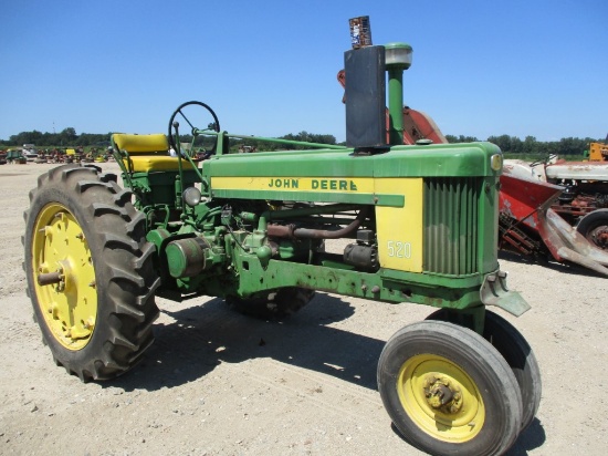 7359-JOHN DEERE 520