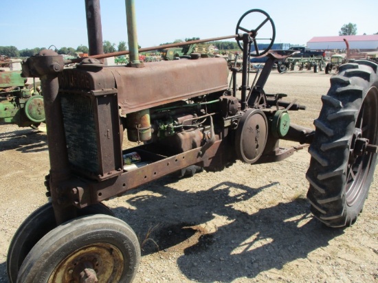 7540-JOHN DEERE B UNSTYLED