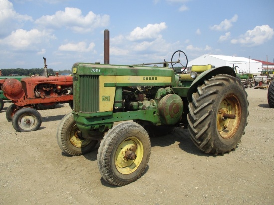 7805-JOHN DEERE 620 STANDARD