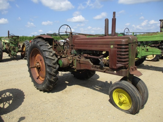 8134-JOHN DEERE B STYLED