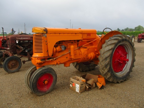 8224-MINNEAPOLIS MOLINE UTU