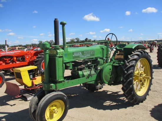 8518-JOHN DEERE A UNSTYLED