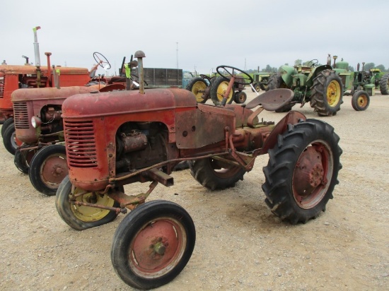 8592-MASSEY HARRIS PONY