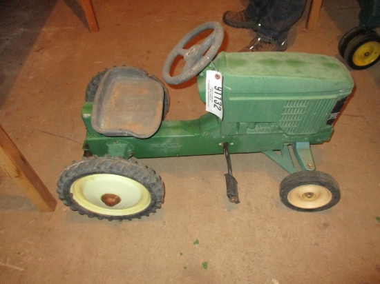 91132-JOHN DEERE 7610 PEDAL