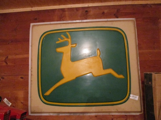 91141-JOHN DEERE 2 LEGGED DEERE PLASTIC SIGN