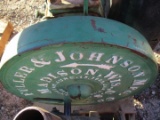 91372-FULLER & JOHNSON MFG UPRIGHT AIR COOLED WITH PUMP