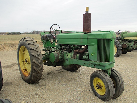 11661-JD 60 TRACTOR