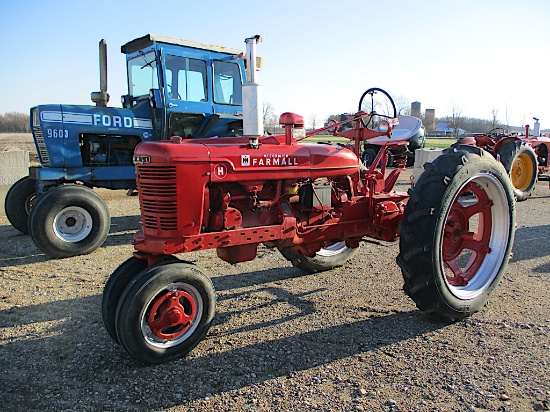 13012-FARMALL H TRACTOR