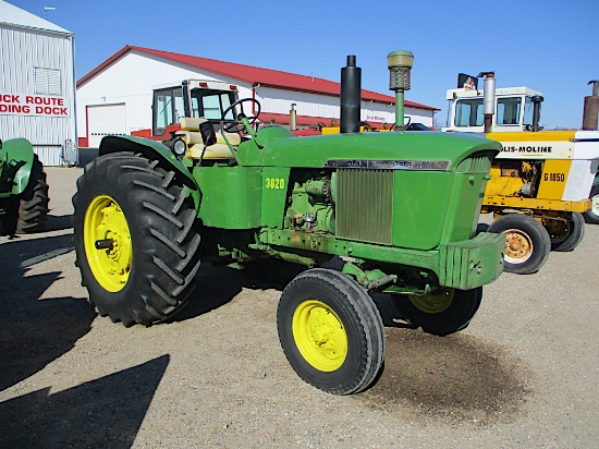 12942-JD 3020 TRACTOR