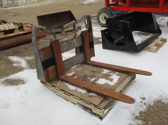 10987- HEAVY DUTY PALLET FORKS