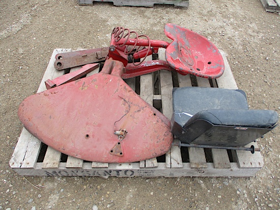12431-PALLET OF MISC IH PARTS