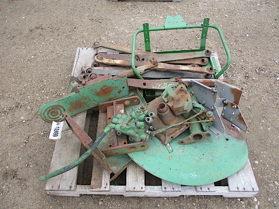 12499-PALLET OF MISC JD PARTS