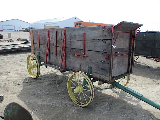12662-JD WOOD SIDED WAGON