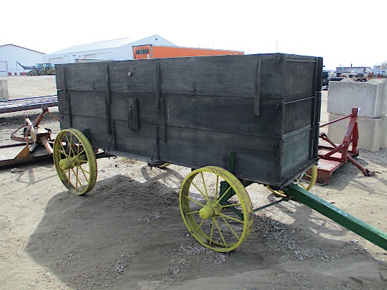 12663-JD WOOD SIDED WAGON