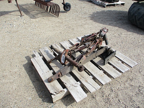 12703-PALLET OF 3PT PARTS