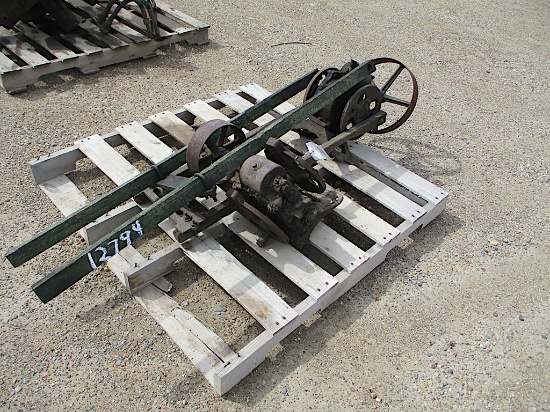 12794-PALLET OF ENGINE PARTS