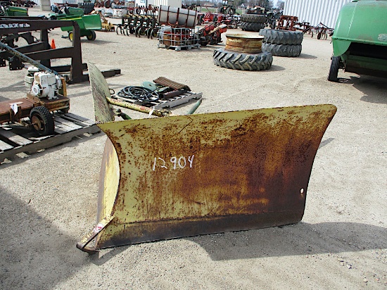 12904-FRONT MOUNT V-PLOW