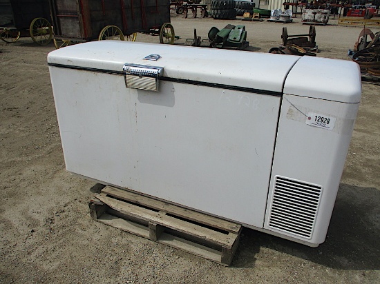 12928-IH CHEST FREEZER