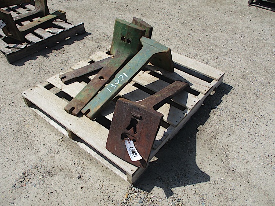 13021-PALLET OF JD STARTER RAILS