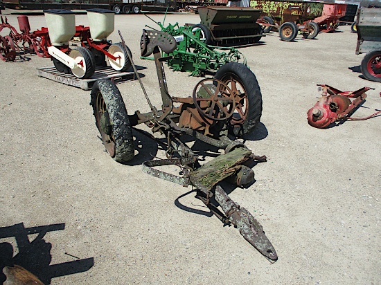 13048-JD SICKLE MOWER FRAME