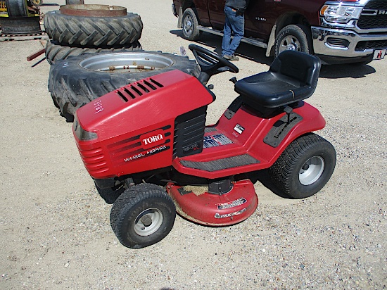 13409-TORO L&G TRACTOR W/ DECK