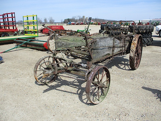13444-ANTIQUE MANURE SPREADER