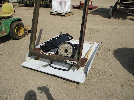 13630-CANOPY AND TRACTOR STEPS