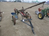 12515-IH 1 BTM PULL TYPE PLOW