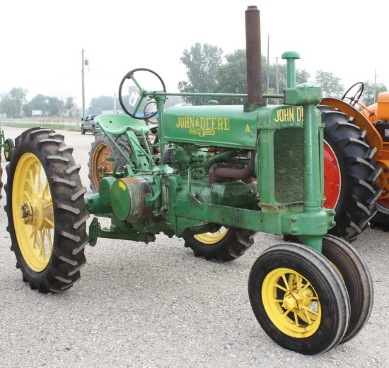 19902-JOHN DEERE UNSTYLED A