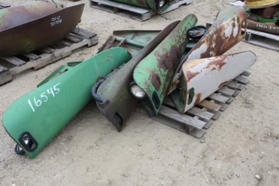 16545-(5) JOHN DEERE FENDERS
