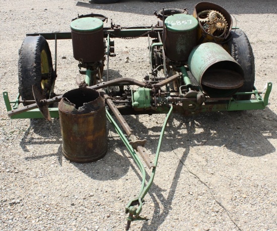 16857-JOHN DEERE 2 ROW PLANTER