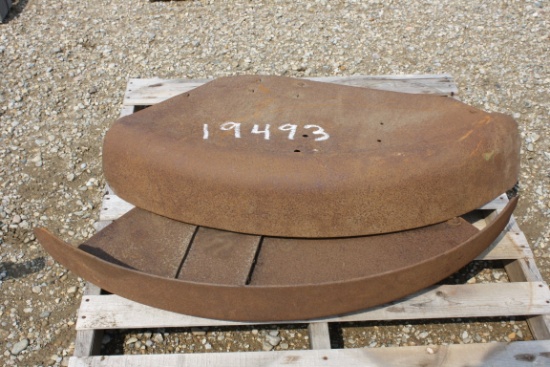 19493-(2) FENDERS