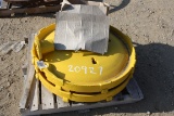 20927-JOHN DEERE CAST HUBS