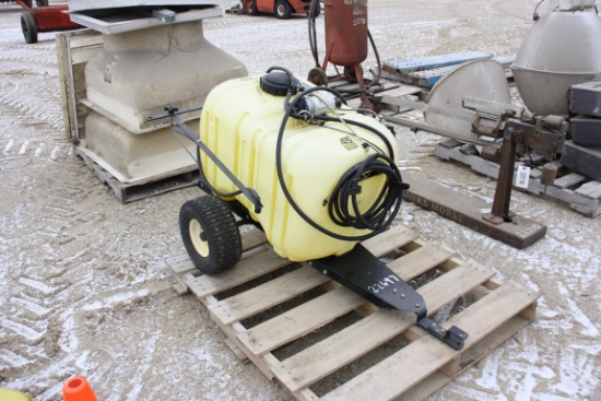 22697-JOHN DEERE PULL TYPE SPRAYER