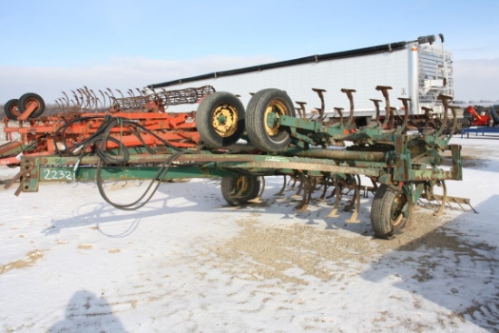 22321-KEWANEE FIELD CULTIVATOR