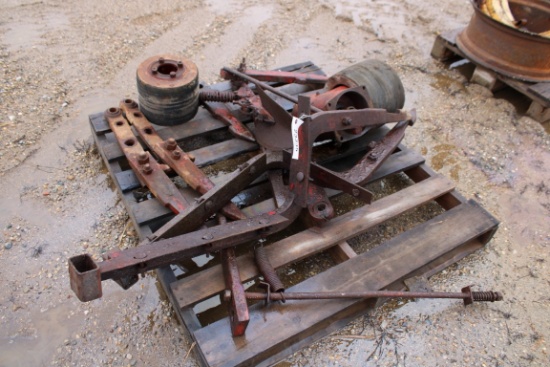 23335-PALLET OF MISC IH PARTS