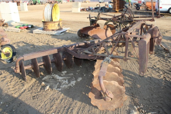 23600-JOHN DEERE OFF SET DISC