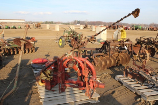 23603-NEW HOLLAND 451 SICKLE MOWER